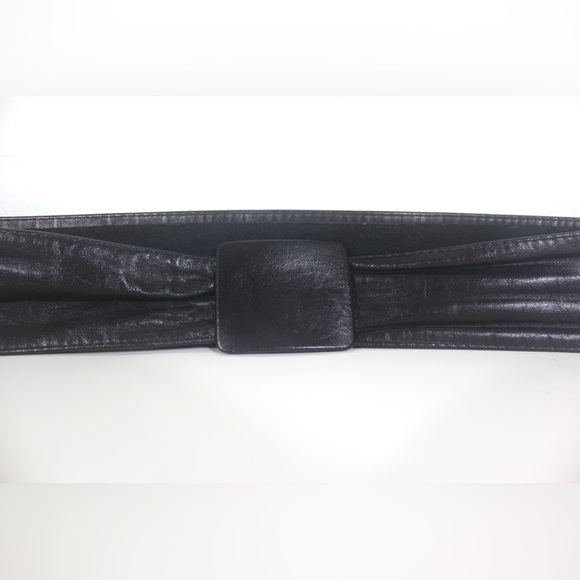 Black Thin Leather Belt Adjustable with Self Covered Buckle Eighties dress - Picture 4 of 8